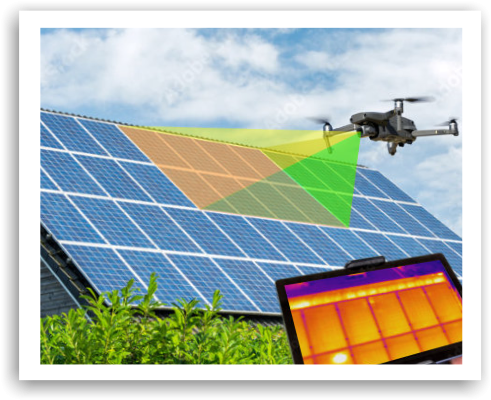 Thermografie einer Photovoltaik Anlage auf einem Hausdach